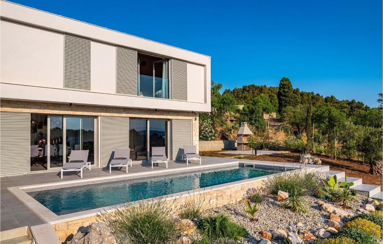 Nice Home In Zman With Outdoor Swimming Pool, Wifi And 3 Bedrooms *